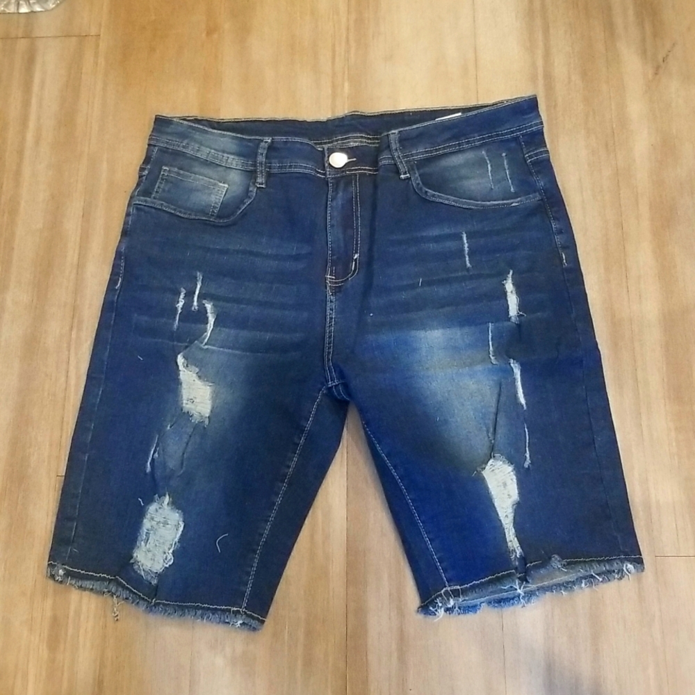 Composition Blue Ripped Denim Short Size XL